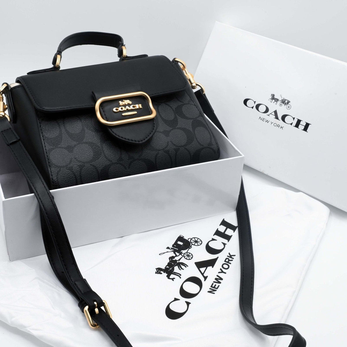COACH TOP SHOLDER BAG Black
