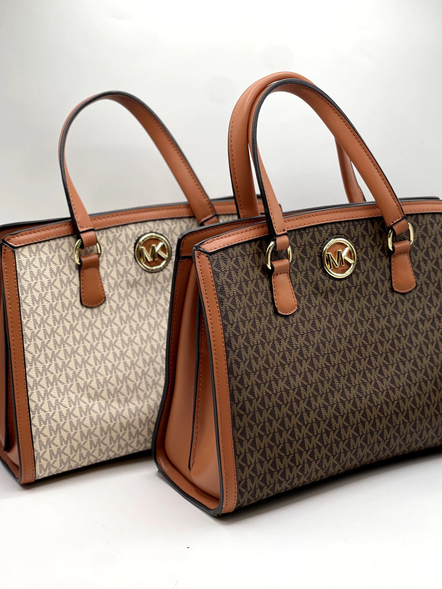 MK kors hand bag