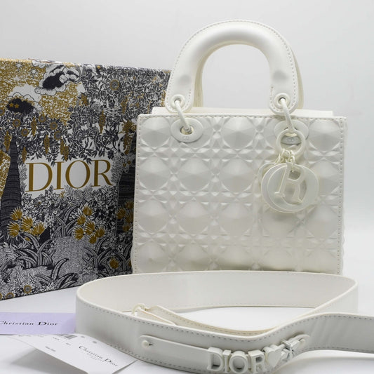 Dior LADY White